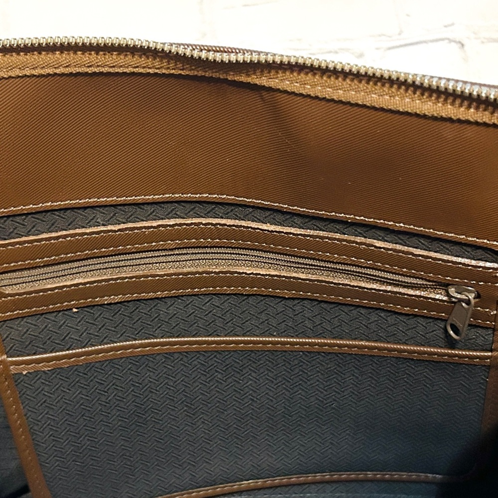 Dooney & Bourke Brown Croc-Embossed Satchel with Bamboo Handles - Vintage VGUC - Picture 10 of 15